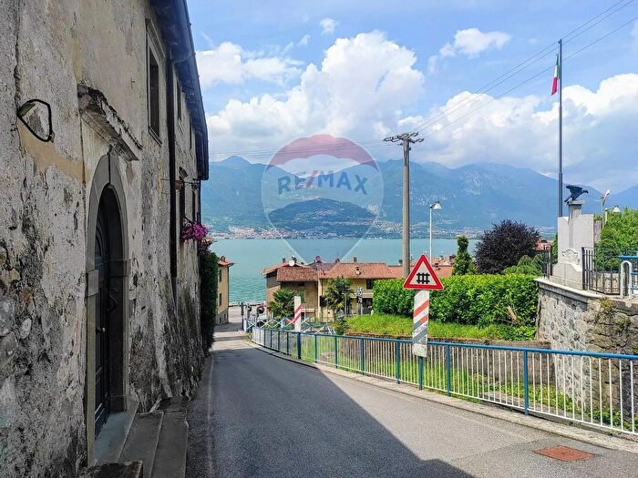 Casa trilocale in vendita in Pisogne