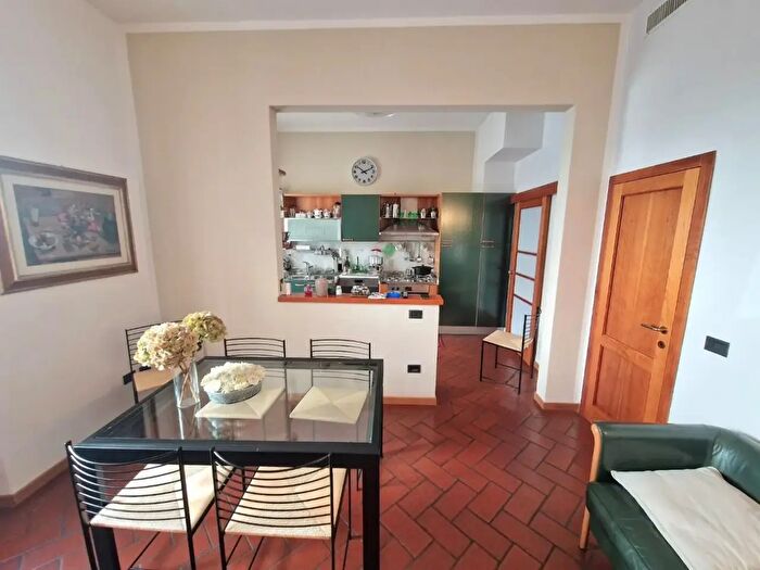 Appartamento con 7 locali in vendita in Ia Pasquale Pardi, Pisa