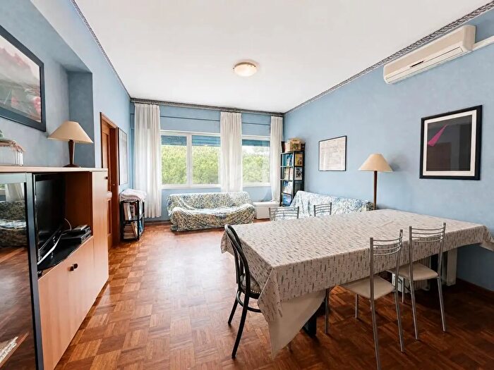 Appartamento trilocale in vendita in Viale Romagna, Cervia