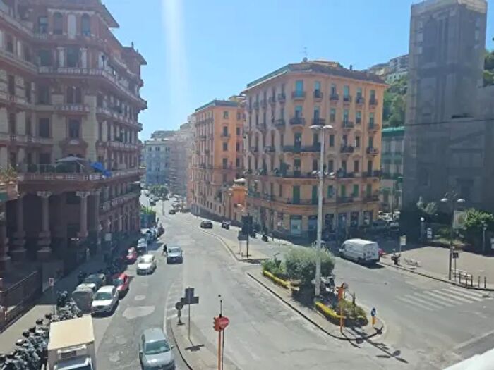 Appartamento quadrilocale in vendita in Corso Vittorio Emanuele, Napoli