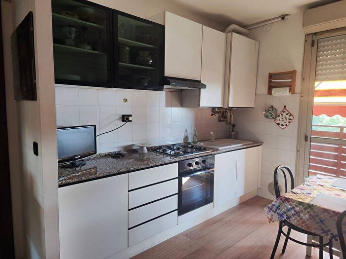 Appartamento bilocale in affitto in Via Alcide De Gasperi, Centro, Rozzano