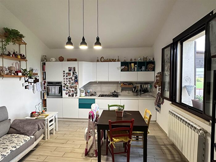 Appartamento trilocale in vendita in Piombino