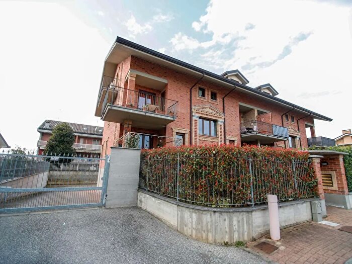 Appartamento trilocale in vendita in Via Van Gogh, Volpiano