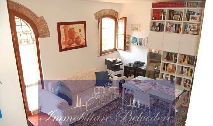 Appartamento quadrilocale in vendita in Via Chiantigiana per Il Ferrone, Impruneta