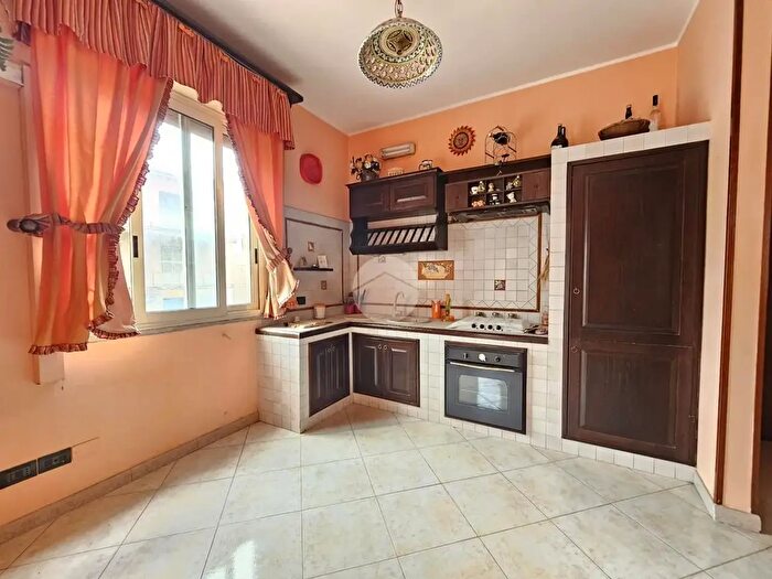 Appartamento bilocale in vendita in Via Aloi, Palermo