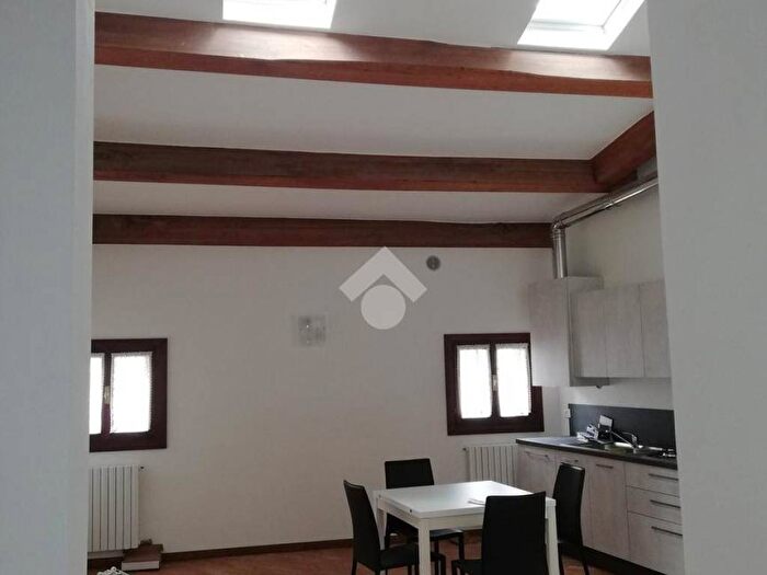 Appartamento bilocale in affitto in Via Livio Zambeccari, Viale Trieste Villaggio dei Fiori, Vicenza