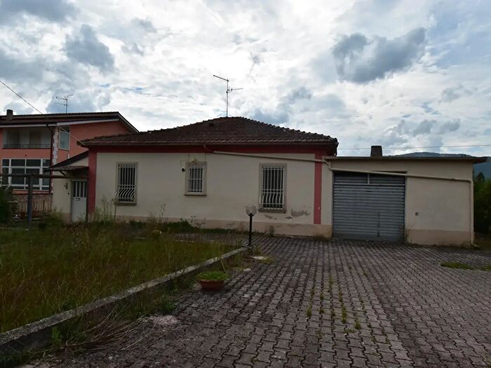 Appartamento quadrilocale in vendita in Via Dante Alighieri, Montesano Sulla Marcellana