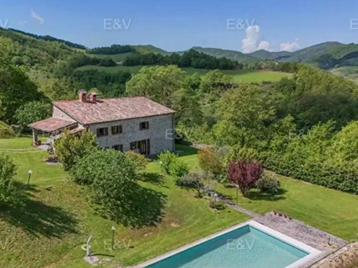 Casa con 6 locali in vendita in Vocabolo Strada, Apecchio