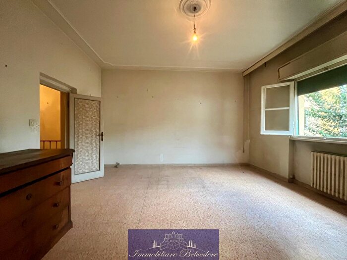 Appartamento quadrilocale in vendita in Via Giovanni Borelli, Firenze