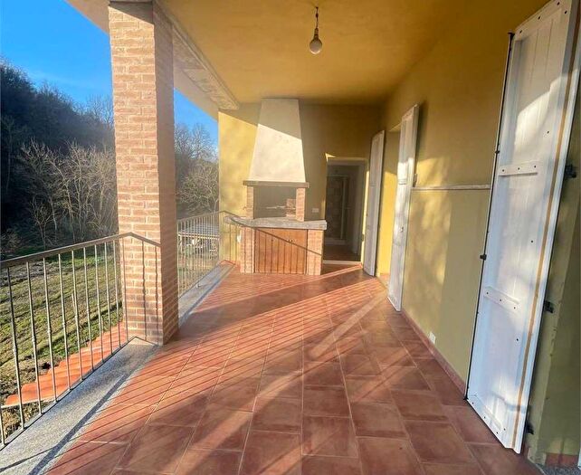 Casa in vendita in Vezzano Sul Crostolo