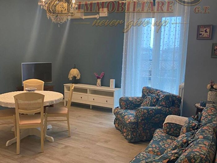 Appartamento trilocale in affitto in Via Roma, Centro, Siziano