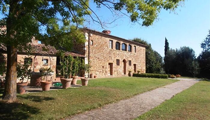 Casa in vendita in Trequanda