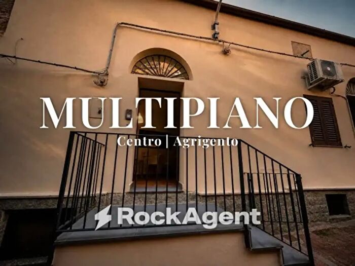 Appartamento quadrilocale in vendita in Via I Nuova, Agrigento