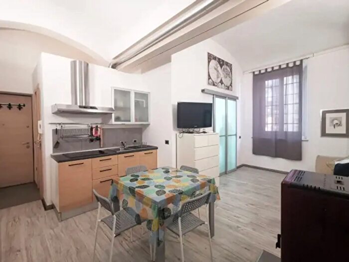 Appartamento bilocale in affitto in Via San Donato, Torino