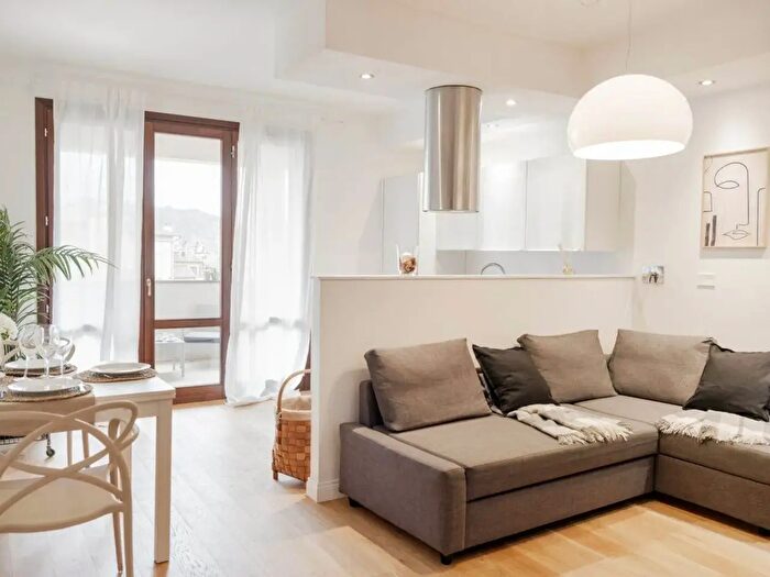 Appartamento trilocale in affitto in Firenze