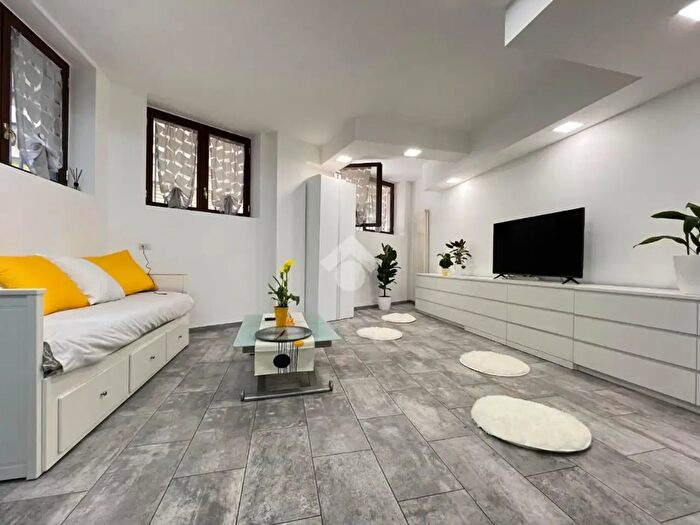 Appartamento monolocale in vendita in Via Pellegrino Rossi, Milano