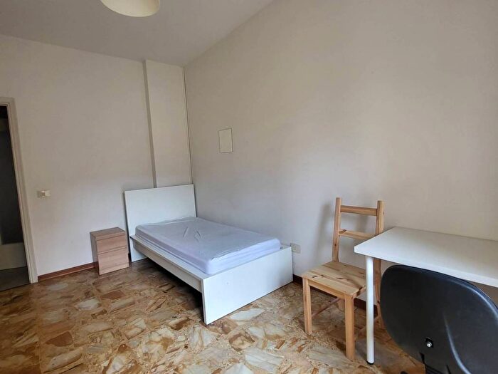 Appartamento con 5 locali in affitto in Strada Aurelio Saffi, Centro Storico, Parma