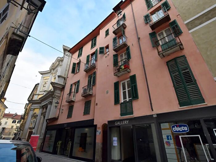 Appartamento trilocale in vendita in Via SantAgostino, Mondovi