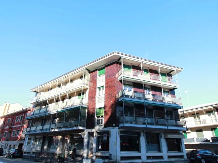 Appartamento trilocale in vendita in Via XXIII Marzo, Novara