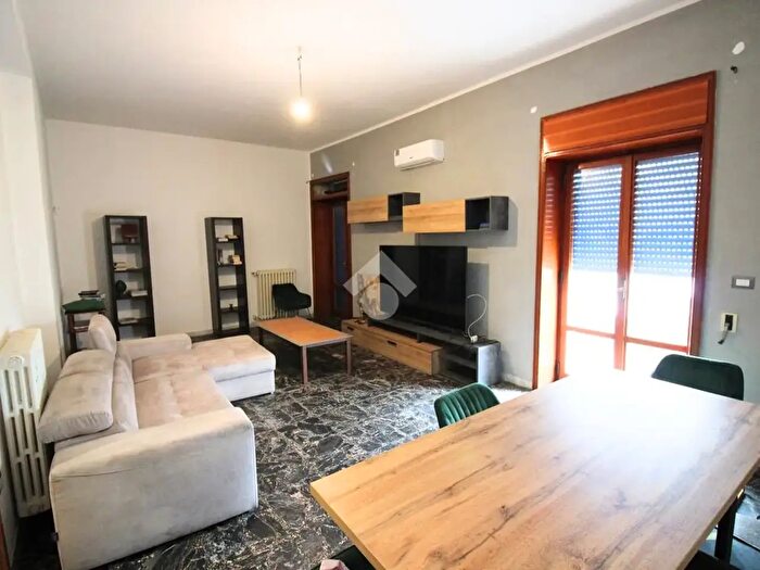 Appartamento trilocale in vendita in Via Cantobelli, Lecce