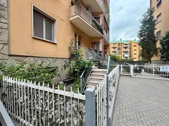 Appartamento trilocale in vendita in Via Emilia Est, Parma