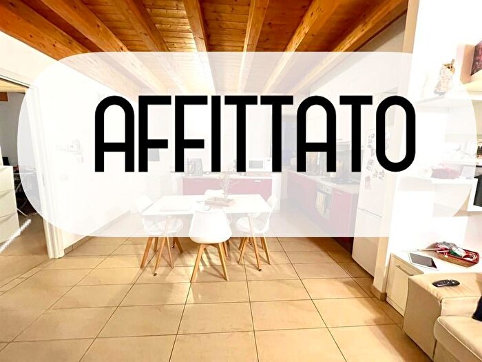 Appartamento trilocale in affitto in Via Fratelli Bandiera, Sumirago