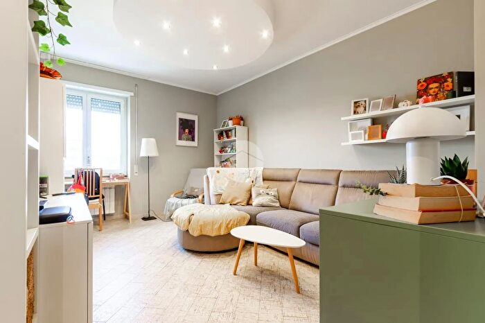 Appartamento bilocale in vendita in Via Capitan Bavastro, Roma