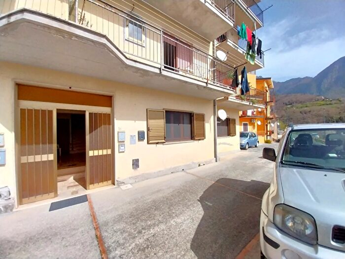 Appartamento trilocale in vendita in Belvedere Marittimo