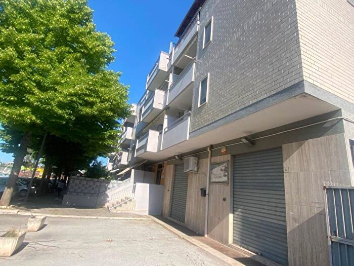 Appartamento trilocale in affitto in Via di Salpi, Rione Martucci Diaz, Foggia