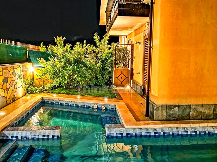 Casa con 15 locali in vendita in Canfarella Snc, Ragalna