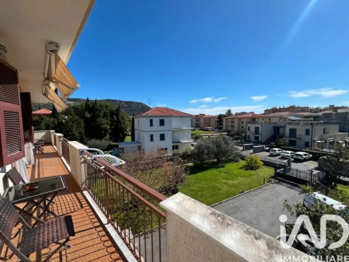 Appartamento bilocale in vendita in Via Pollupice, Pietra Ligure