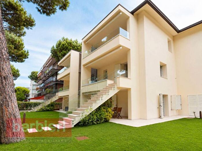 Appartamento trilocale in affitto in xv traversa, Milano Marittima, Cervia