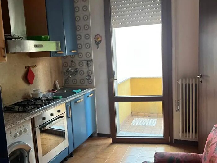 Appartamento trilocale in affitto in Via Giambattista Belzoni, Padova