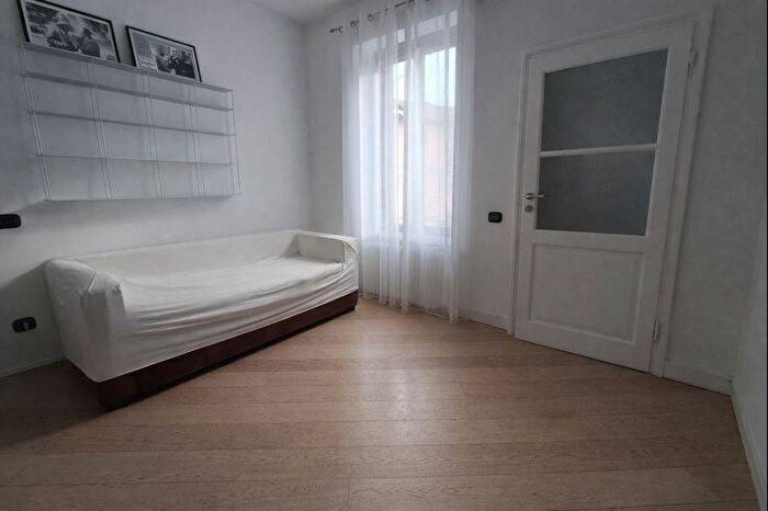 Appartamento bilocale in affitto in Via Gaetana Agnesi, Porta Romana Medaglie dOro, Milano