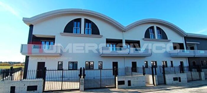 Appartamento quadrilocale in vendita in Via dei Tulipani, Campomarino