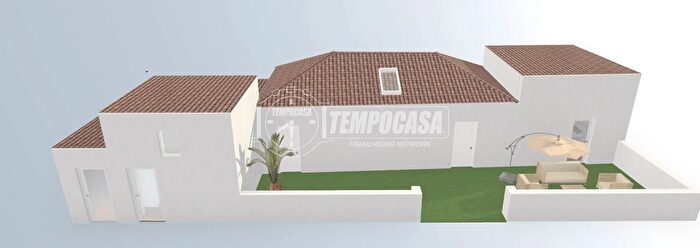 Casa trilocale in vendita in Via Giacomo Leopardi, Cavallino