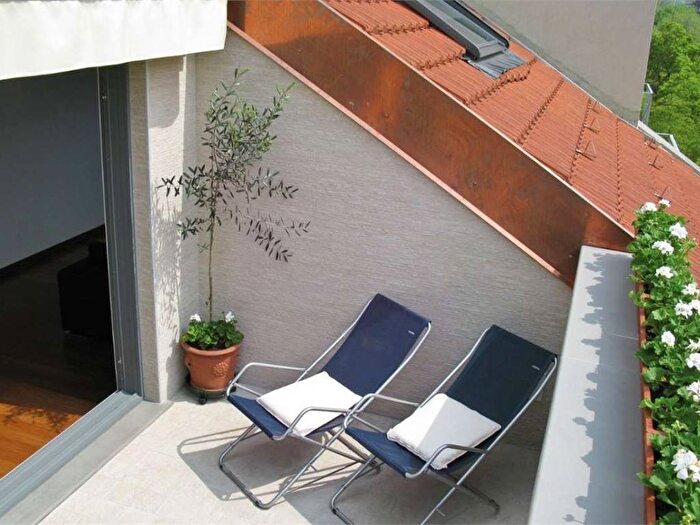 Appartamento con 5 locali in affitto in Largo Medaglie doro, Bolghera Ospedale, Trento