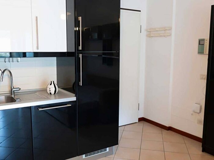 Appartamento bilocale in affitto in Via Luigi Varanini, Rovereto, Milano