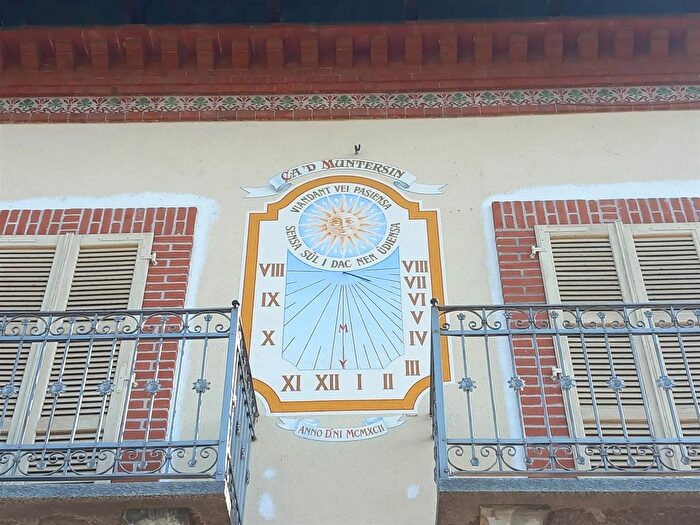 Casa bilocale in vendita in Via Roma Aramengo At Italy, Aramengo