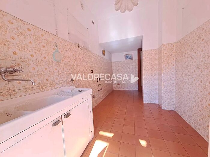 Appartamento quadrilocale in vendita in Carrara