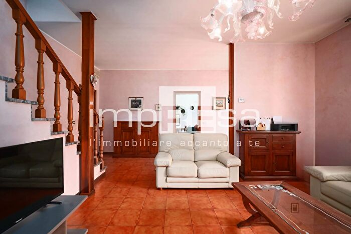 Casa con 5 locali in vendita in Via Battisti, Maserada Sul Piave