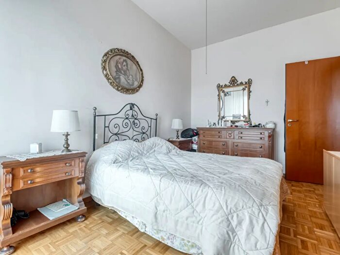Appartamento con 5 locali in vendita in Via Federigo Enriques, Bologna
