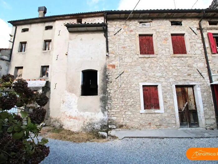 Casa con 5 locali in vendita in Via dei Tolot, Vittorio Veneto