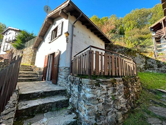 Casa trilocale in vendita in Sommarovina, San Giacomo Filippo