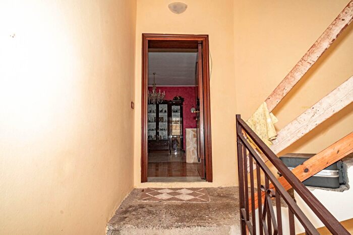 Appartamento con 6 locali in vendita in Via degli Agrumi, Catania