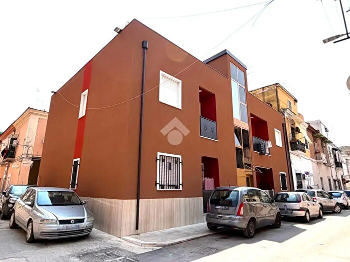 Appartamento trilocale in vendita in Vicolo Fauno, Foggia