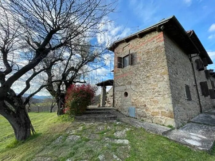 Casa con 6 locali in vendita in Strada Statale Marecc, Sansepolcro