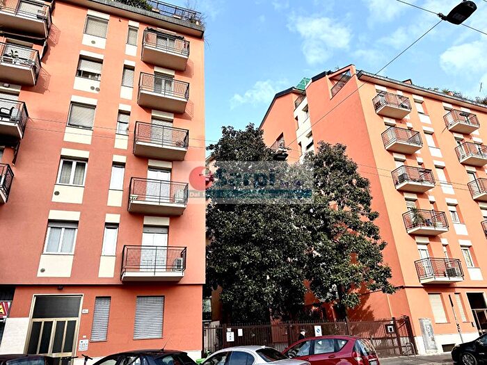 Appartamento bilocale in affitto in Via Savona, Piazza Napoli, Milano