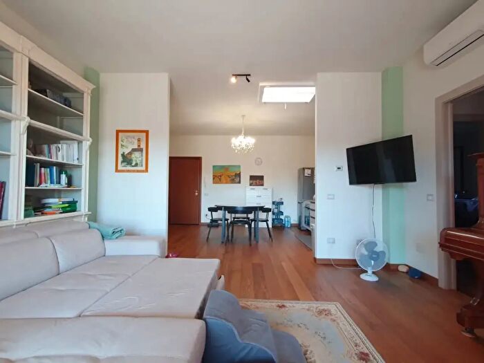 Appartamento trilocale in vendita in Via Giuseppe di Vittorio, Cavezzo