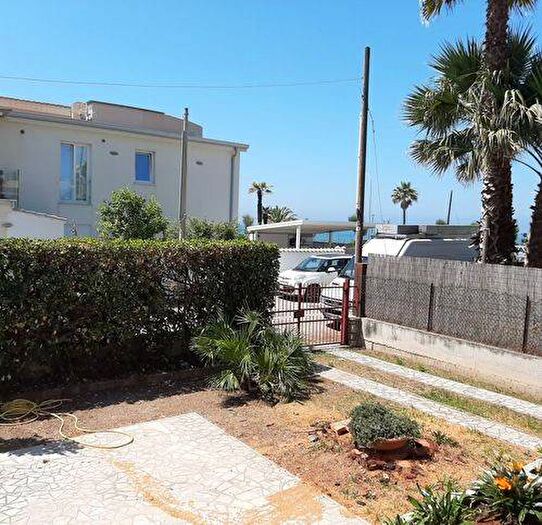 Appartamento quadrilocale in affitto in Via Bad Mondorf, Lungomare Circe Via Badino, Terracina